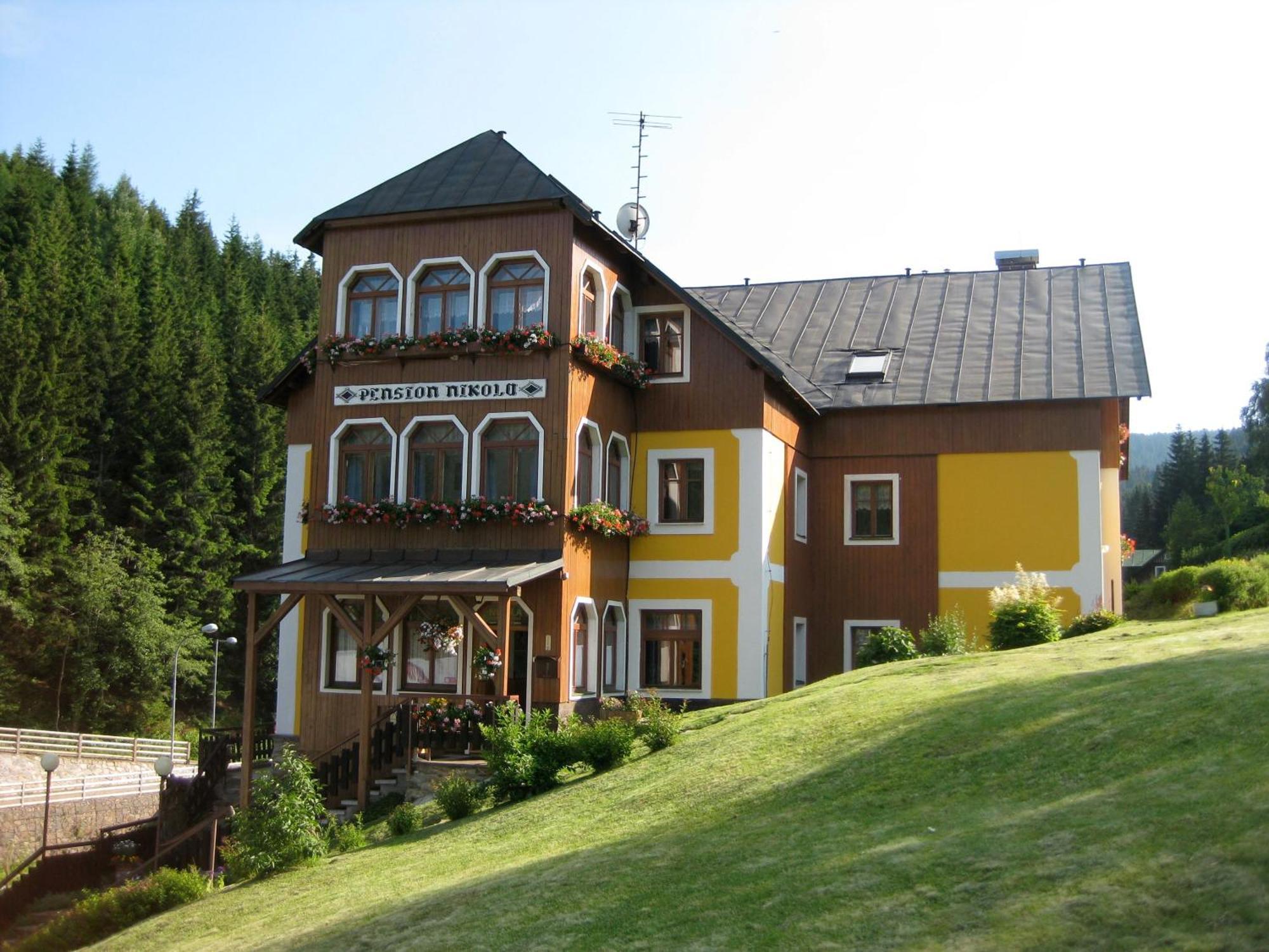 Penzion Nikola Pec pod Snezkou Exterior foto